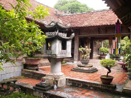 La pagode Bút Tháp, la pagode de la Tour du pinceau